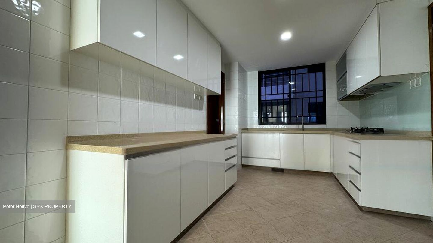 Pinevale (D18), Condominium #627444691